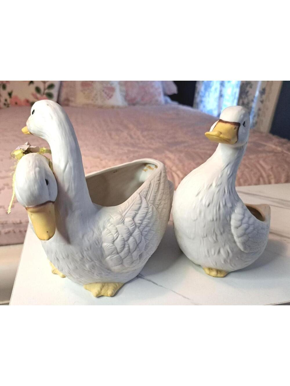 Vintage 2 Pc Inarco Porcelain Swan/Duck Planter Set